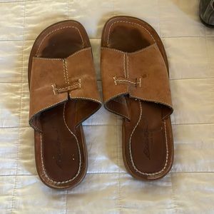 Eddie Bauer leather upper made in Brazil 8M